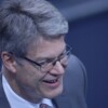 Merz baut Regierung um: Zukunft von Verkehrsminister Schnieder offen