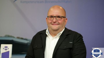 River Academy: Patrick Gereke übernimmt von Lothar Barth