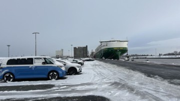 Hafen Emden: Autotransport