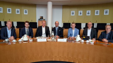 Parlamentarischen Gruppe „Binnenschifffahrt und Binnenhäfen“