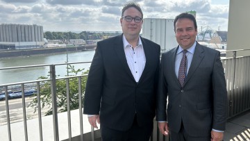 Führen den Aufsichtsrat der HGK AG: Vorsitzender Dr. Gerrit Krupp (l.) und sein Stellvertreter Dirk Michel