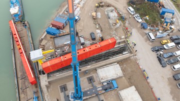 Neues Hafentor im Hafen Linz