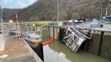 Schleuse Müden Schäden rechter Torflügel