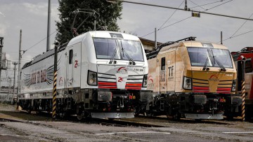Vectron-Lokomotive bei TX Logistik 