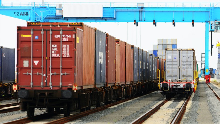 Schienenverkehr_Hafen_Rotterdam