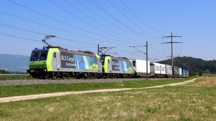 Cargobeamer: Eröffnung von Lüttich - Domodossola