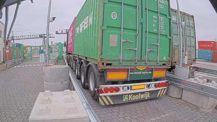 KI-gestützte Digitaloffensive im Niehler Hafen Köln