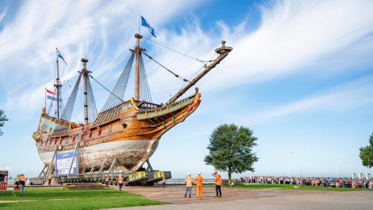 Historisches Segelschiff Batavia zieht ins Museum Batavialand