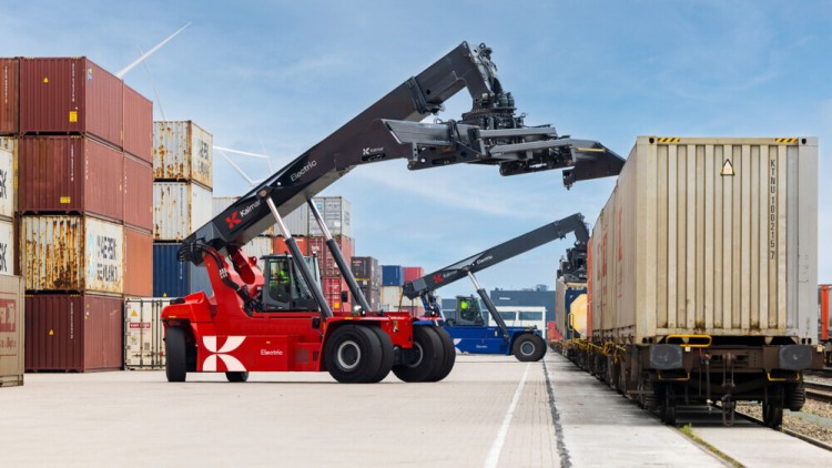 Contargo Neuss bestellt Elektro-Reachstacker bei Kalmar