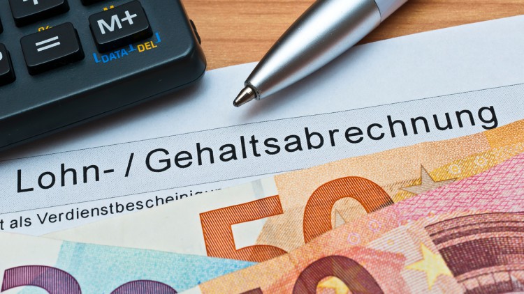 Verdacht auf Millionenschaden durch Schwarzarbeit in Werften