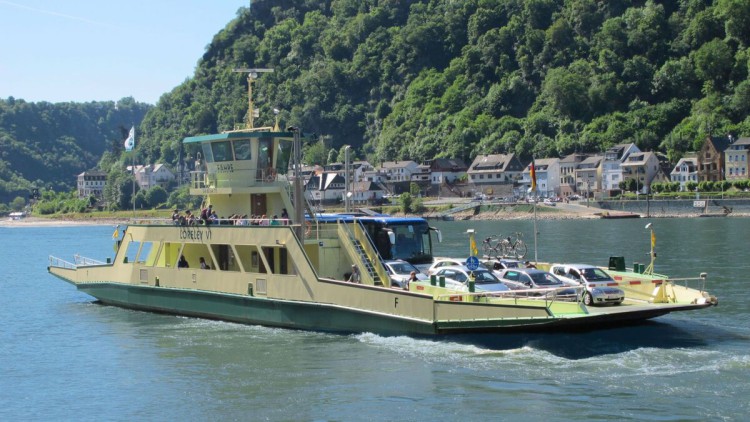 Loreley Fährlinie