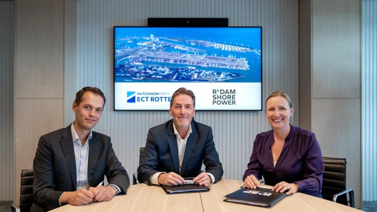 Tiemo Arkesteijn (RSP), Leo Ruijs (CEO ECT) und Ina Barge (RSP)