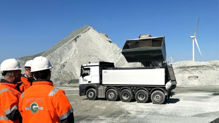Rheincargo und Bestone vereinbaren Kooperation Rheincargo und Bestone kooperieren im Hafen Neuss
