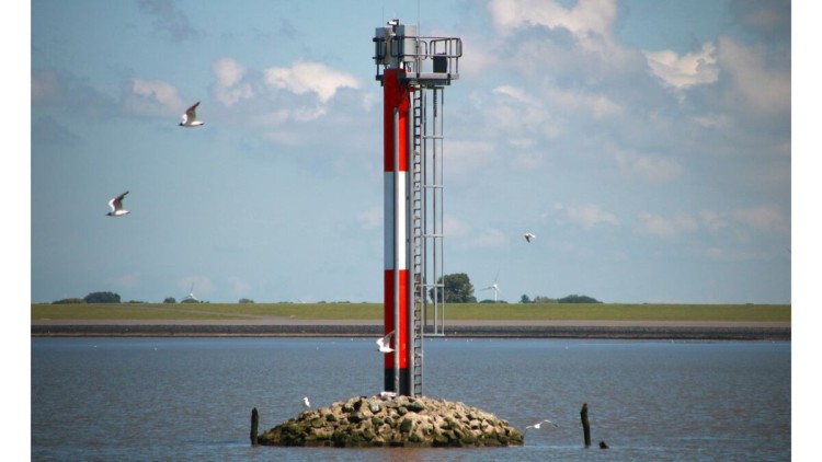 Richtfeuerlinien der Hafenzufahrt in Norddeich