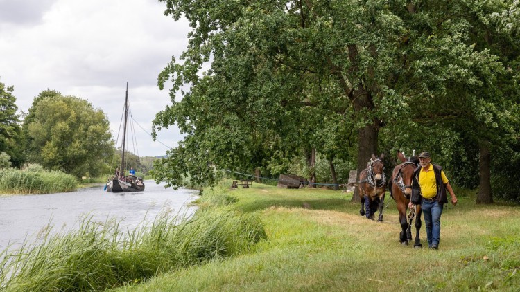 Treidelfest am Finowkanal