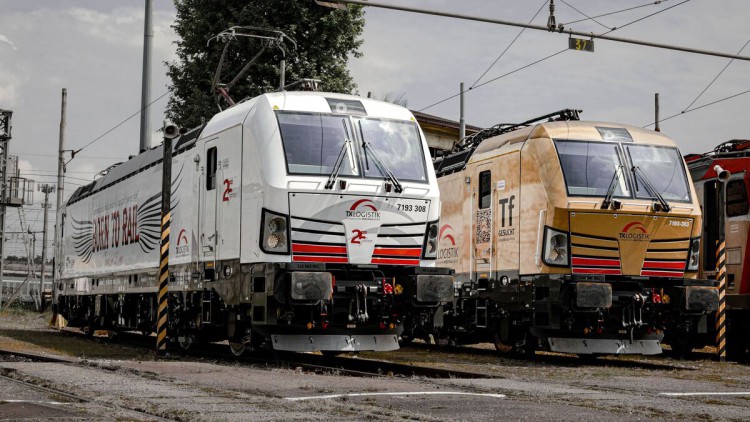Vectron-Lokomotive bei TX Logistik 