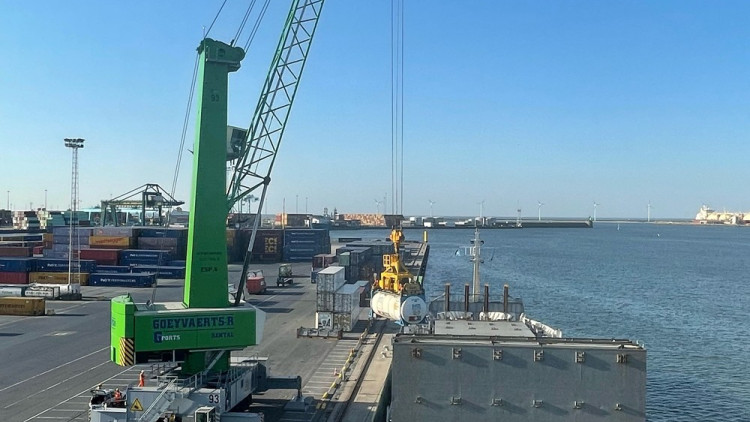 Zeebrugge neuer Kran