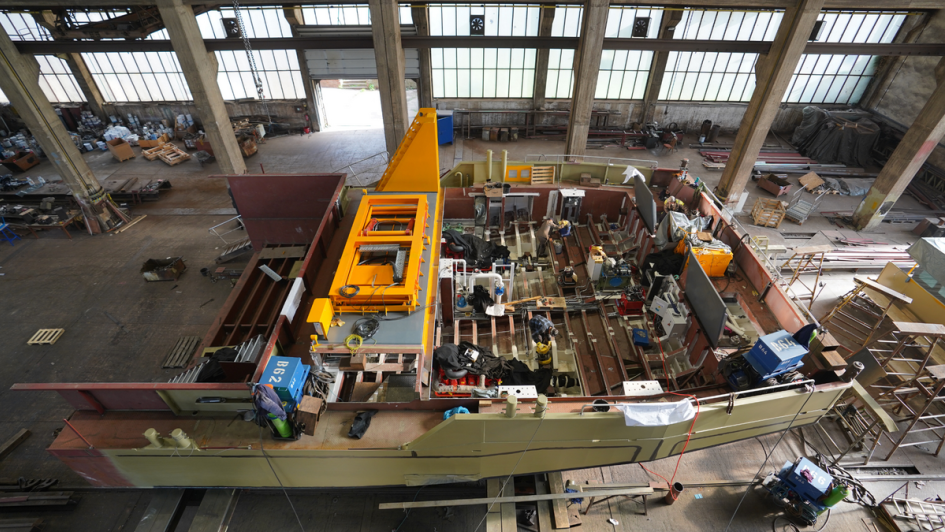 OHF Hafen- & Flußbau und Erlenbacher Schiffswerft taufen Neubau „OHF 400“